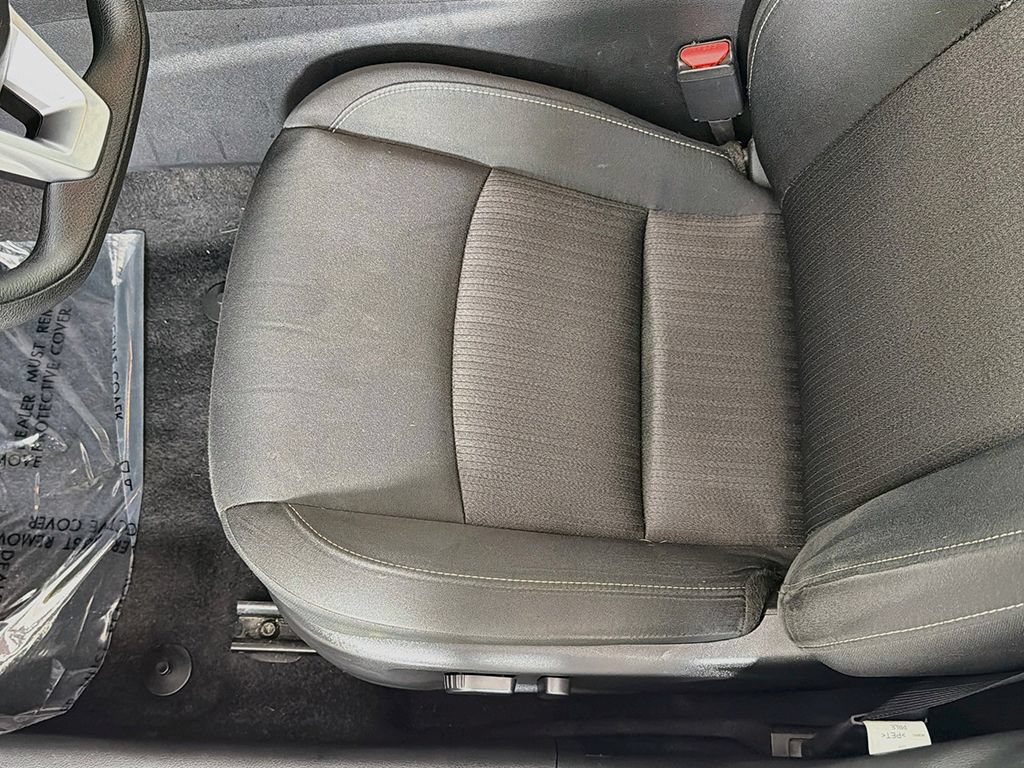 Used 2025 Nissan Altima 2.5 SV AWD/4WD image 21
