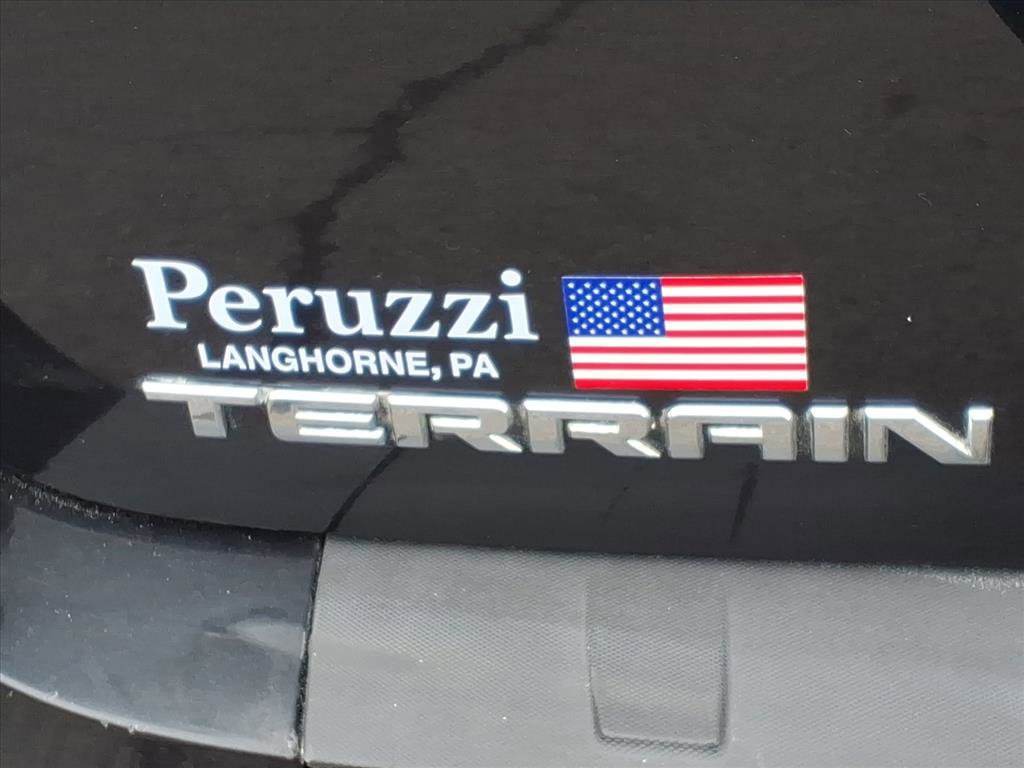 Used 2011 GMC Terrain SLT image 17