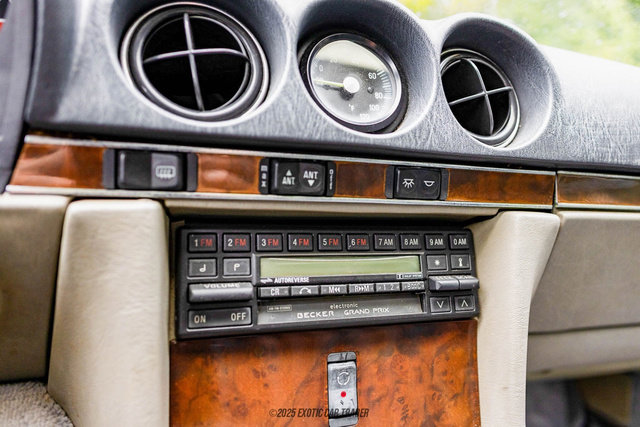 Used 1989 Mercedes-Benz 560 SL image 30