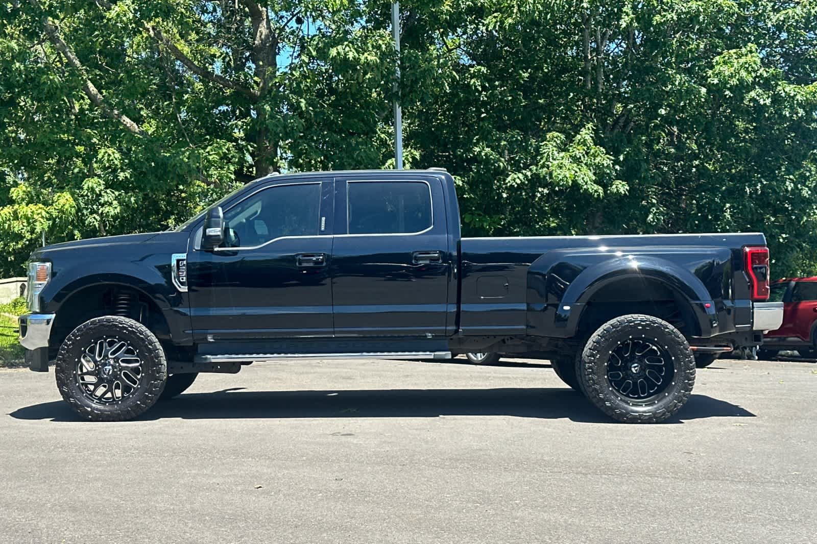 Used 2021 Ford F350 Lariat w/ Lariat Ultimate Package AWD/4WD image 5