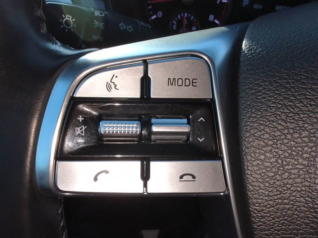 Used 2020 Kia Telluride S w/ S 8 Passenger Seating Package image 17