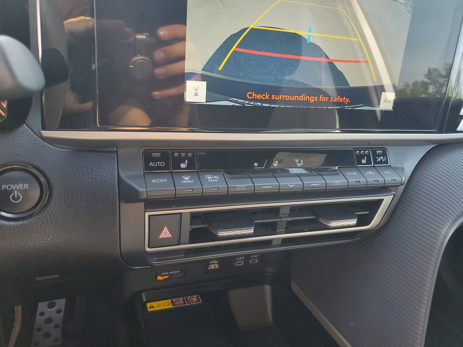 Certified 2025 Toyota Camry SE w/ Multimedia Upgrade Package AWD/4WD image 28