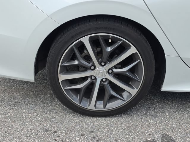 Used 2022 Honda Civic Touring image 5