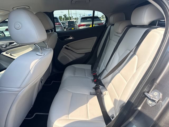 Used 2020 Mercedes-Benz GLA 250 4MATIC image 15