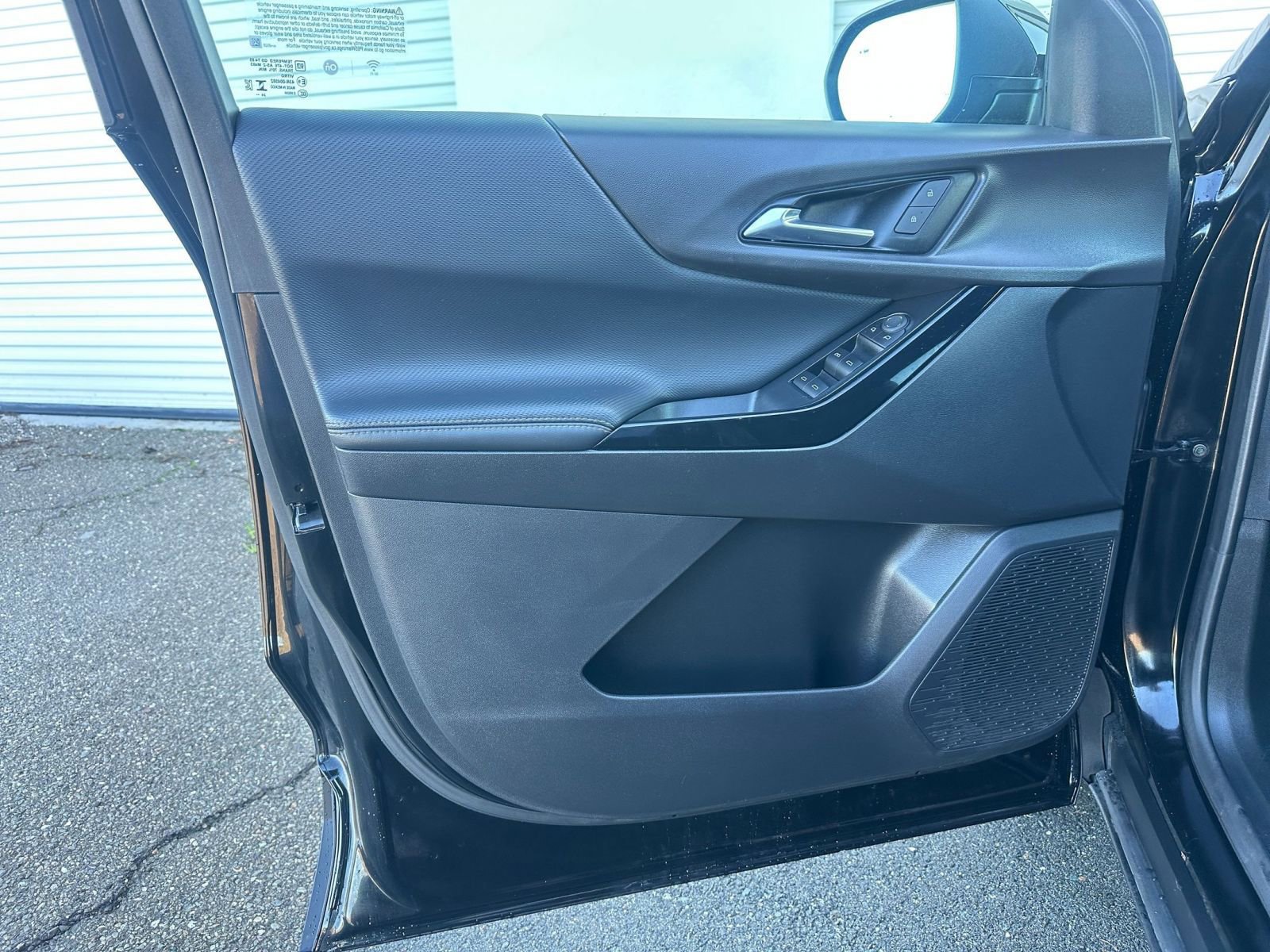 Used 2025 Chevrolet Equinox LT image 20