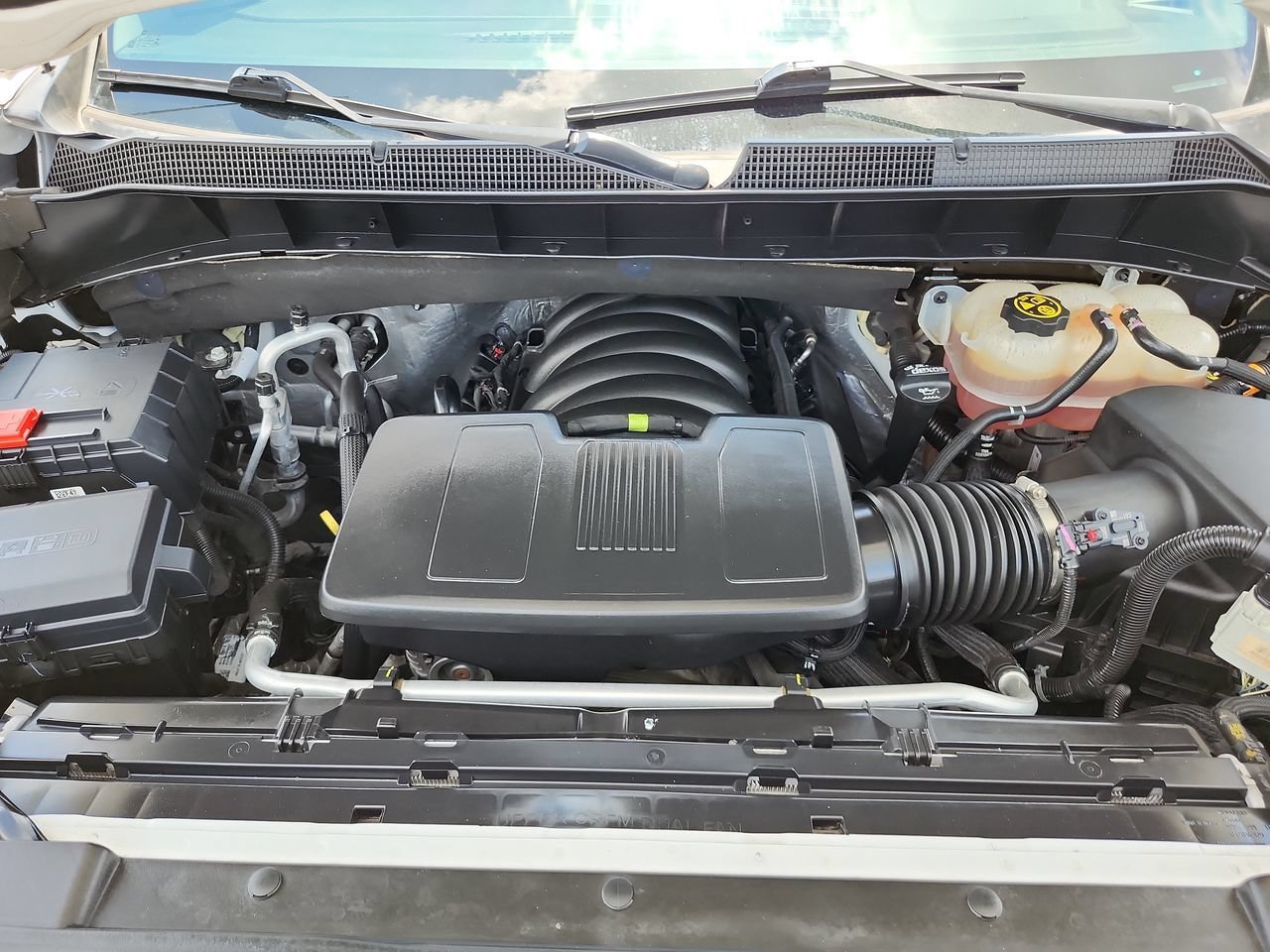 Used 2022 Chevrolet Silverado 1500 LT RWD image 10