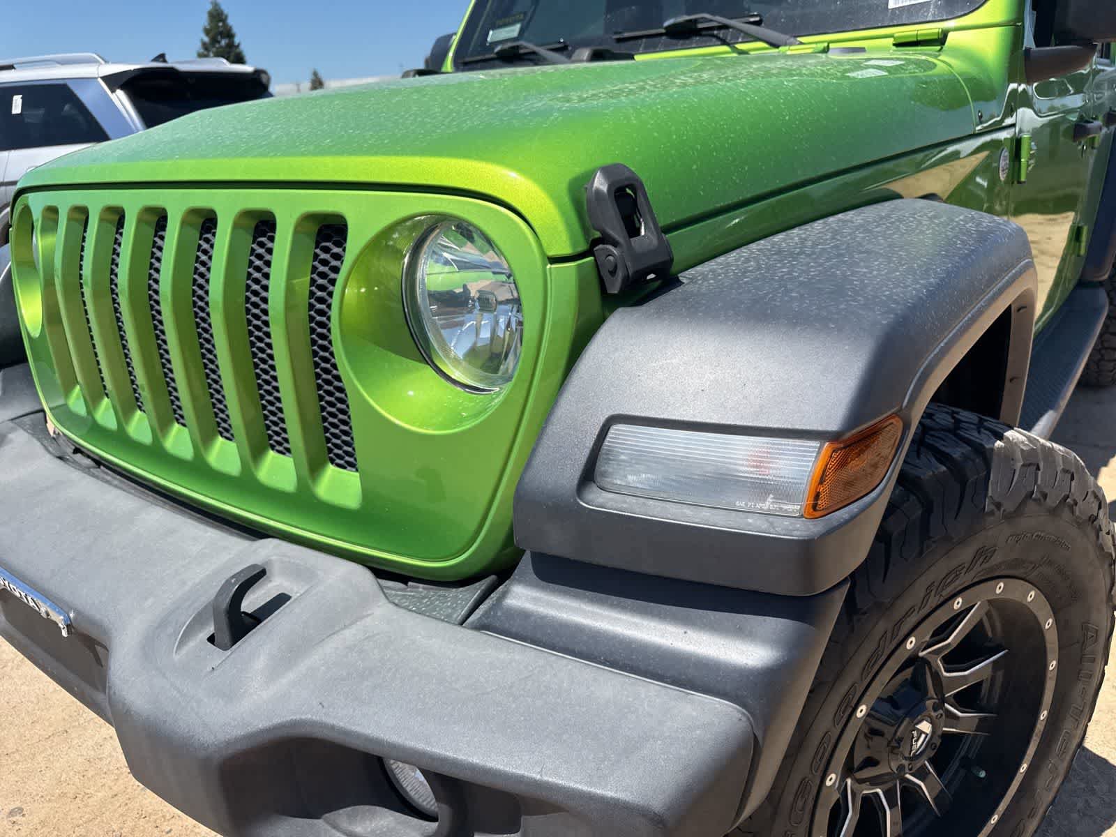 Used 2018 Jeep Wrangler Unlimited Sport S AWD/4WD image 9