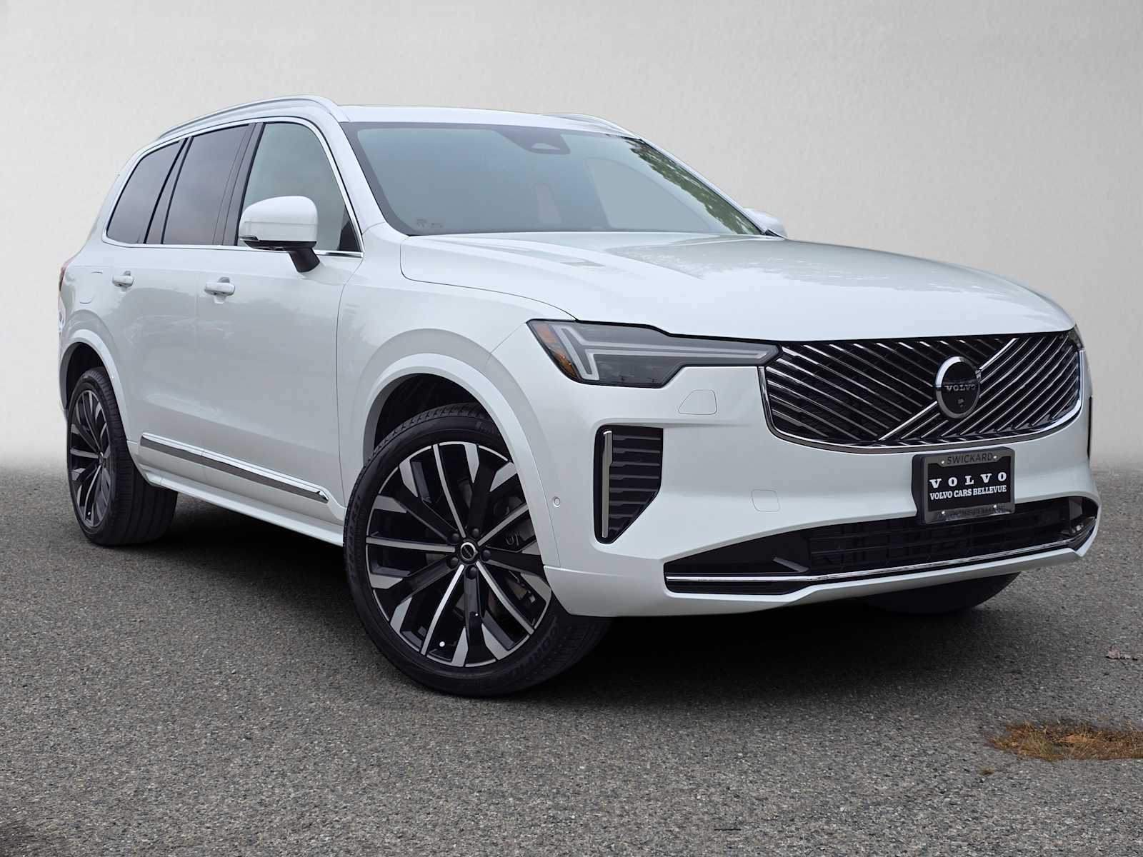 New 2027 Volvo XC90 B6 Ultra AWD/4WD image 1