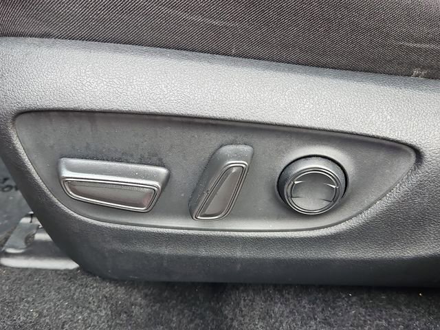 Used 2021 Toyota RAV4 XLE w/ Convenience Package image 15