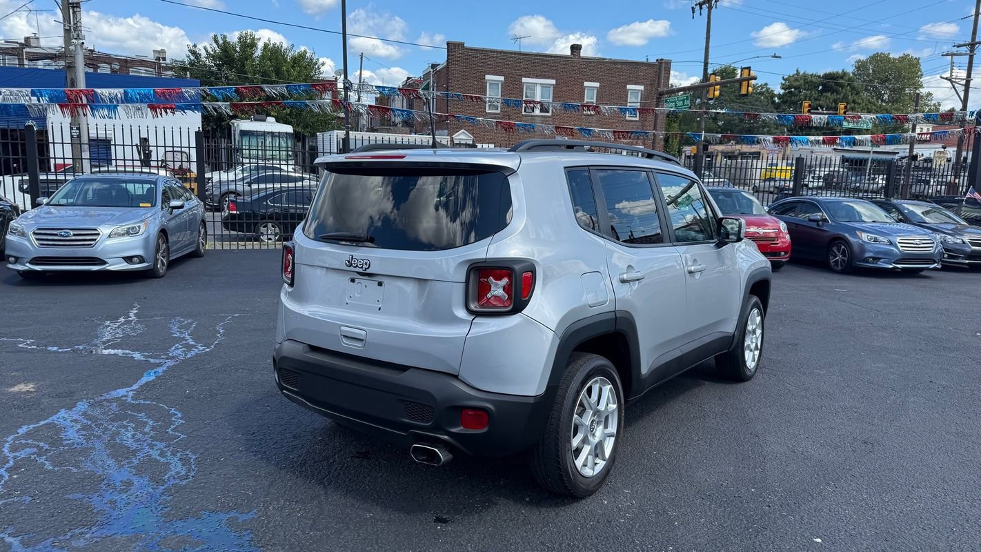 Used 2021 Jeep Renegade Limited image 4