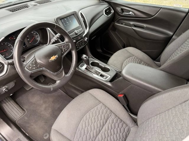 Used 2018 Chevrolet Equinox LT AWD/4WD image 2