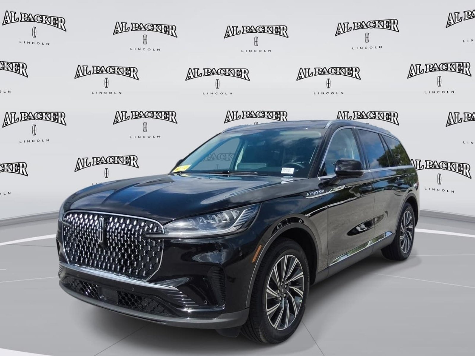 New 2026 Lincoln Aviator 2WD image 1