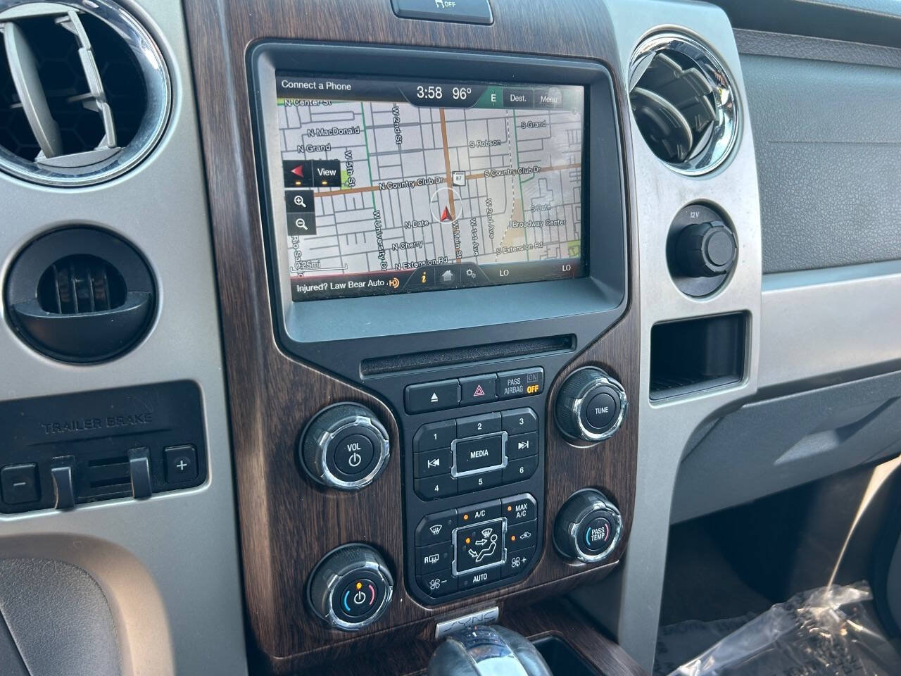 Used 2014 Ford F150 Lariat w/ Equipment Group 502A Luxury RWD image 26
