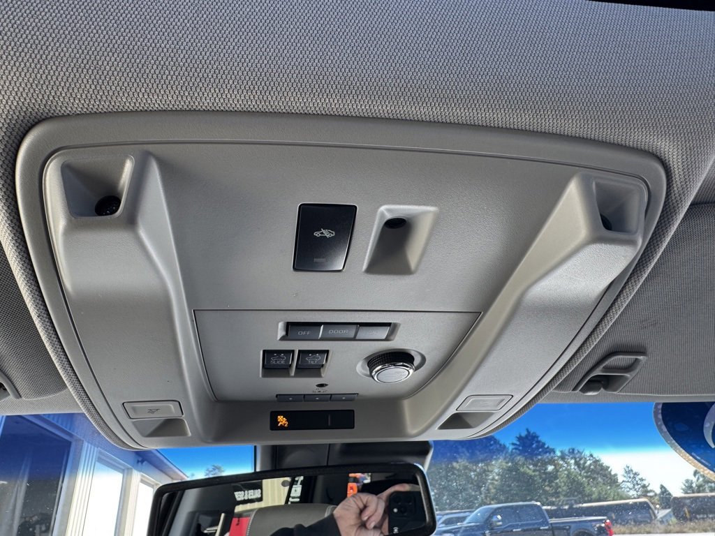 Used 2019 GMC Yukon Denali image 27