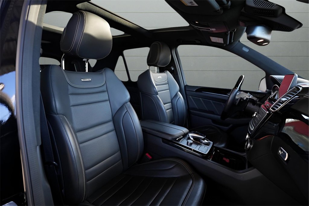 Used 2019 Mercedes-Benz GLE 63 AMG 4MATIC w/ Premium 3 Package image 35