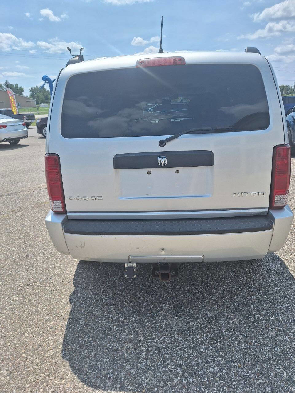 Used 2011 Dodge Nitro Heat image 4