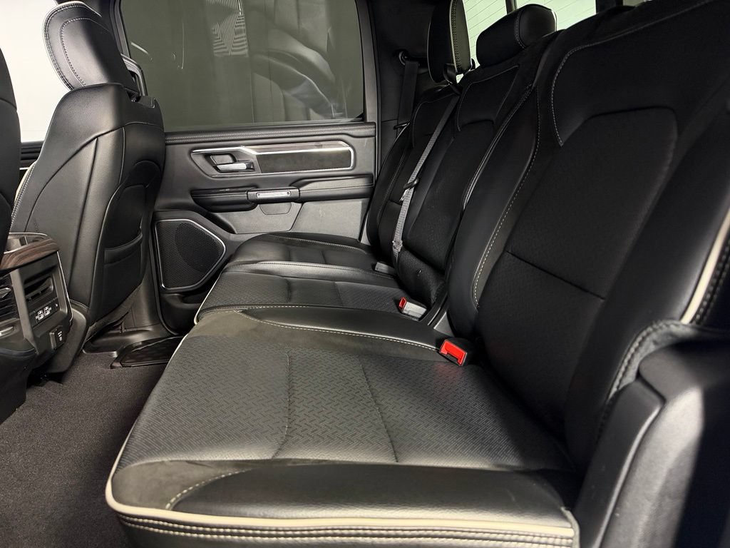 Used 2025 RAM 1500 Laramie w/ Sport Appearance Package AWD/4WD image 26
