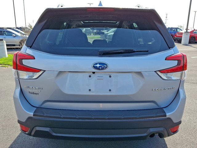 Certified 2023 Subaru Forester Premium image 6