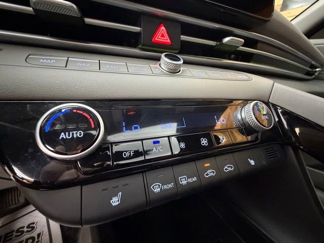 Used 2024 Hyundai Elantra SEL w/ Convenience Package FWD image 25