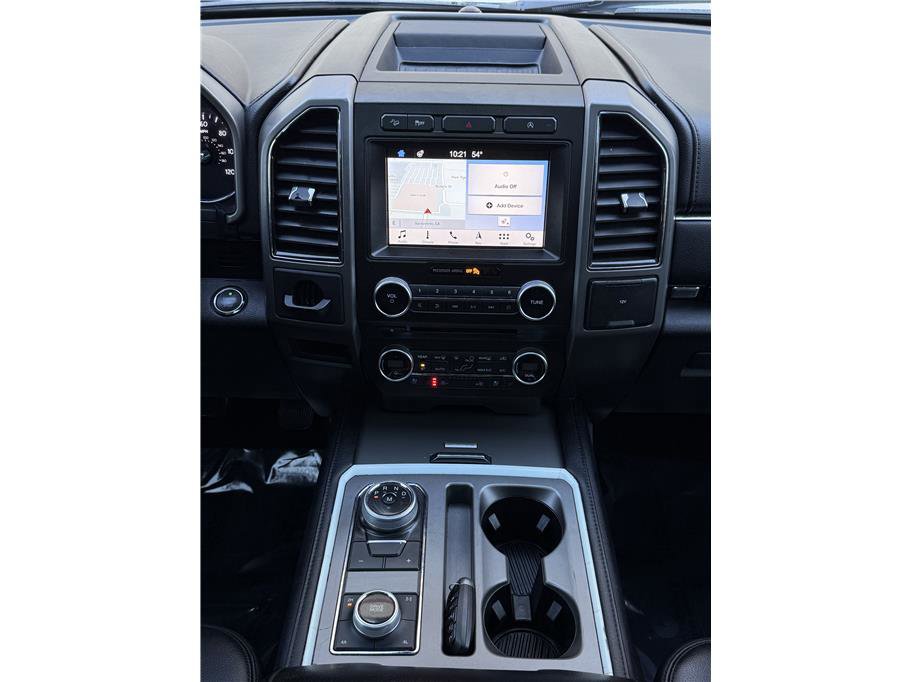 Used 2018 Ford Expedition XLT w/ Equipment Group 202A image 11