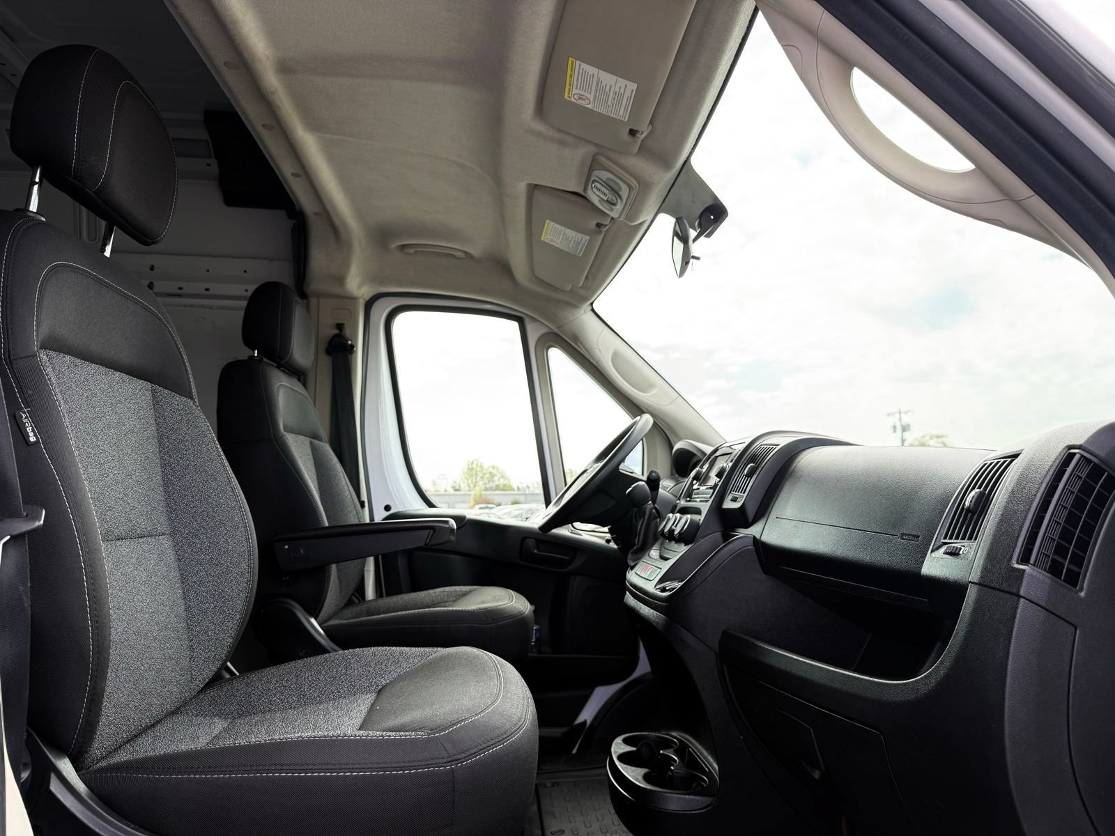 Used 2021 RAM ProMaster 2500 FWD image 21