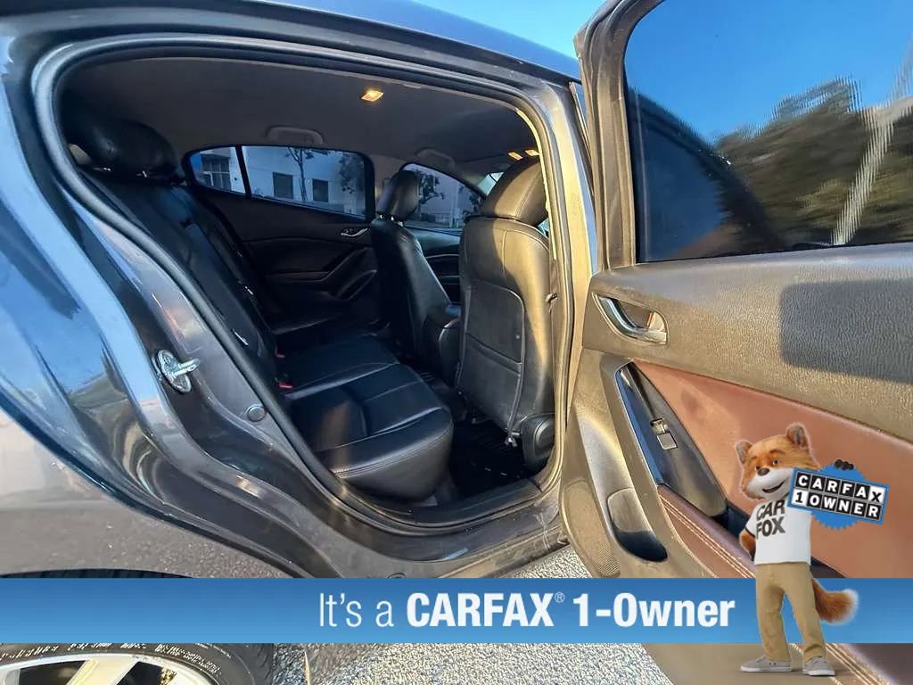 Used 2017 MAZDA MAZDA3 Touring FWD image 30