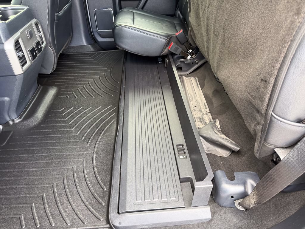 Used 2022 Ford F350 Lariat w/ Lariat Ultimate Package AWD/4WD image 15