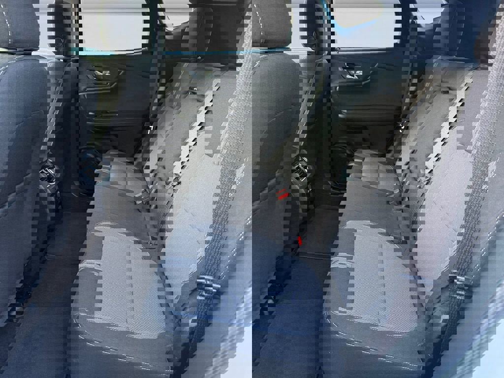 Used 2025 Chevrolet Blazer LT image 14