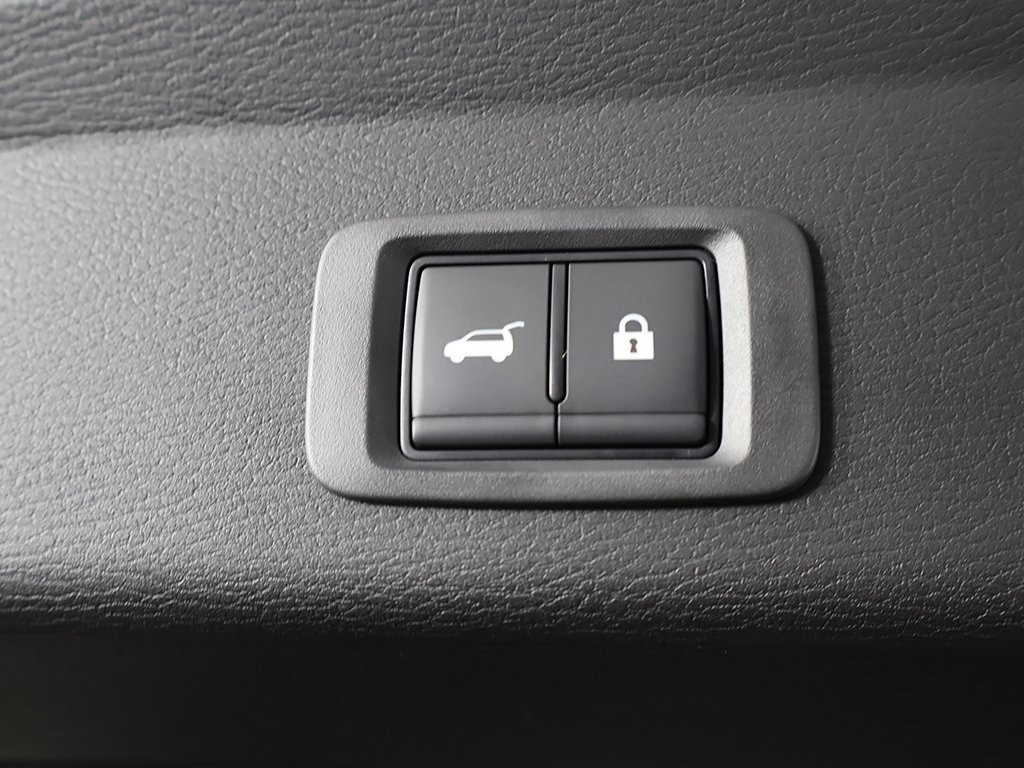 New 2025 Mitsubishi Outlander SE image 52