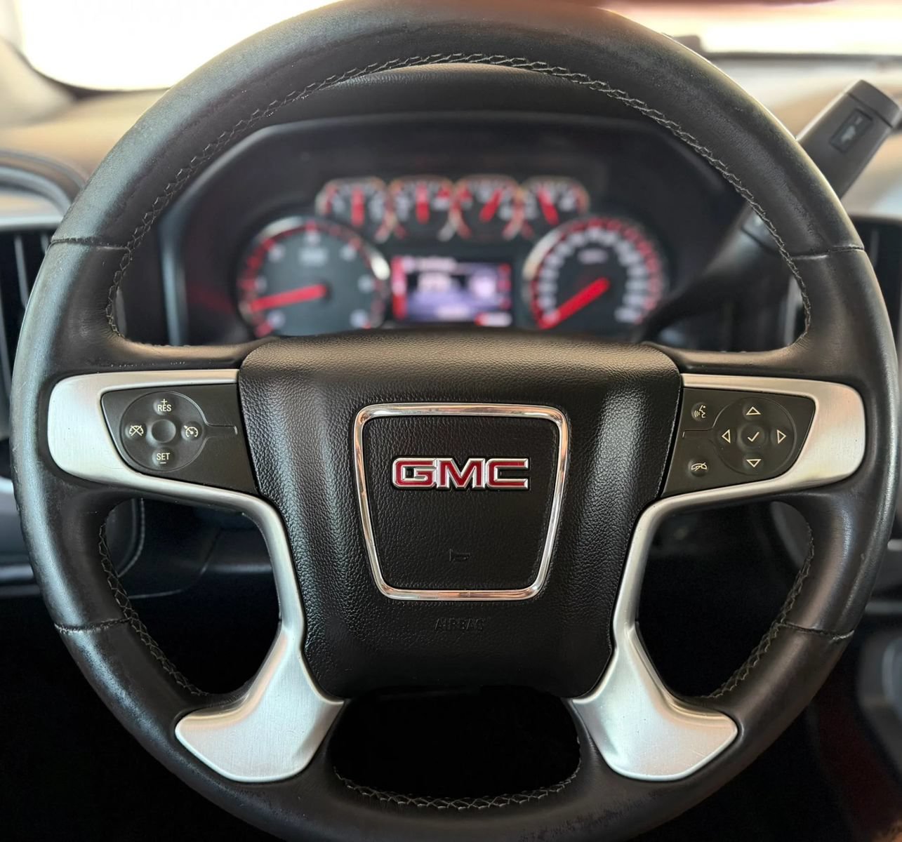 Used 2014 GMC Sierra 1500 SLE w/ SLE Value Package AWD/4WD image 10