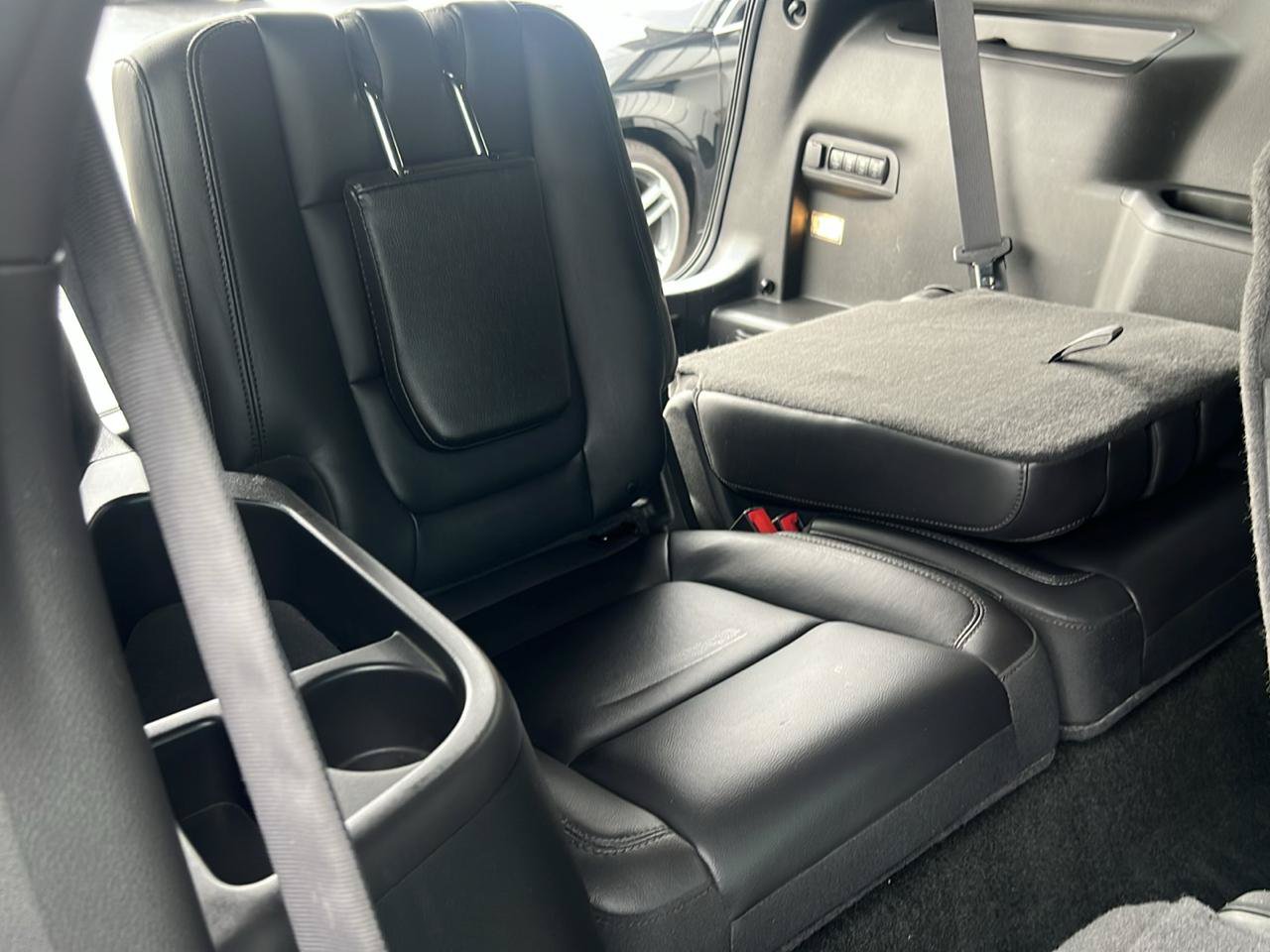 Used 2014 Ford Explorer Limited w/ Equipment Group 301A AWD/4WD image 15