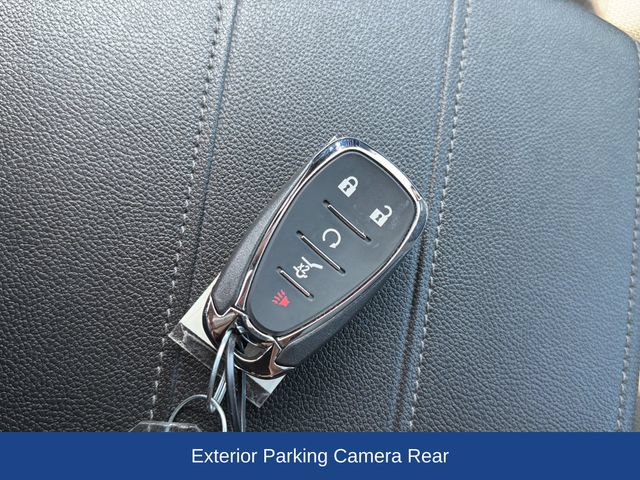 Used 2023 Chevrolet Traverse LT FWD image 25