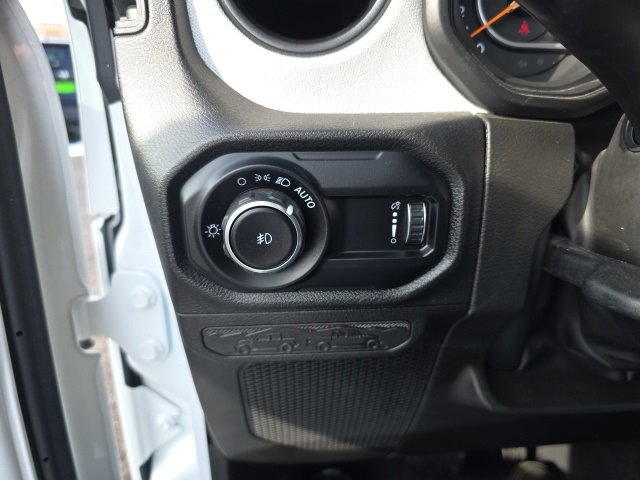 Used 2024 Jeep Wrangler Willys image 16