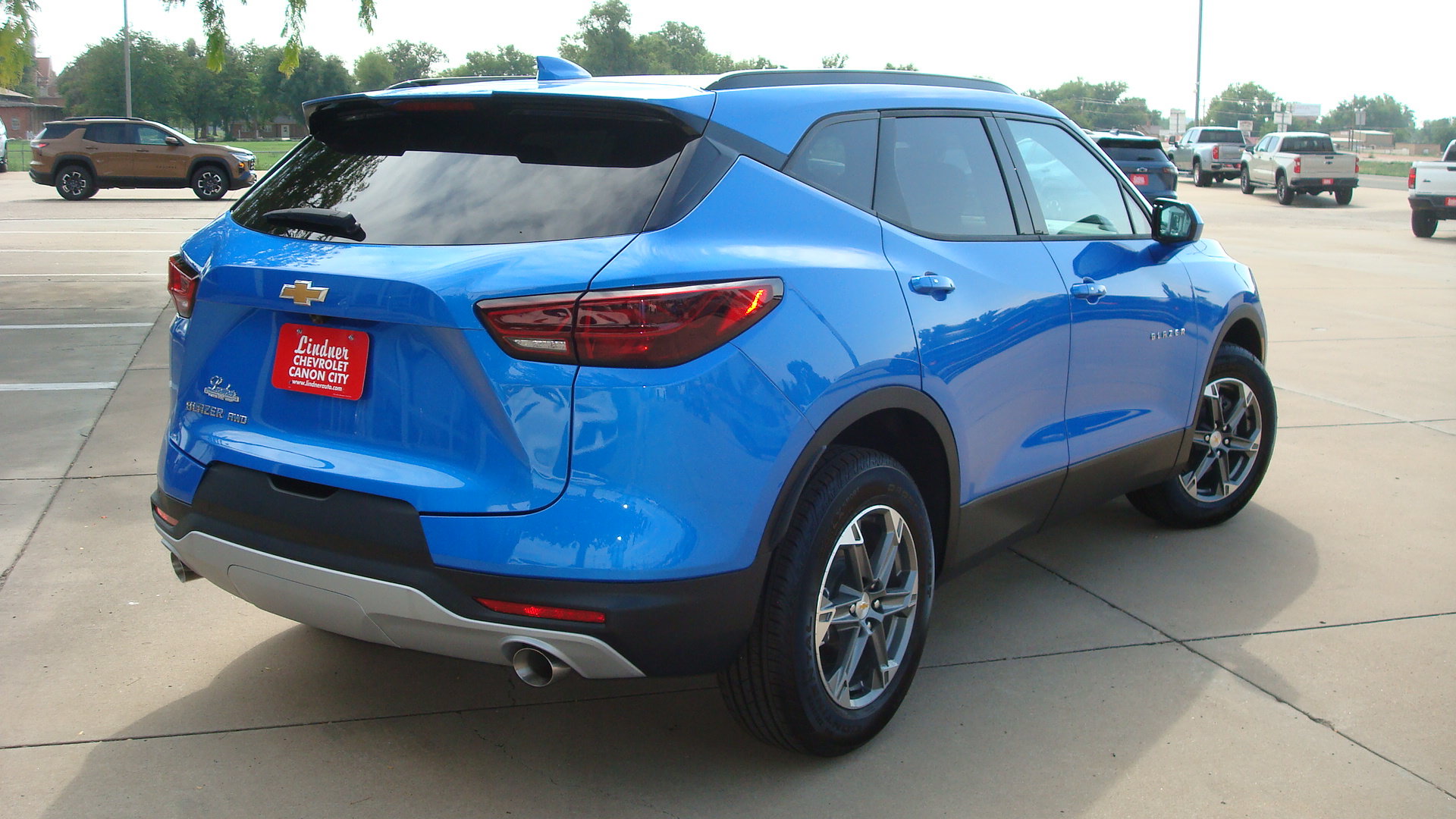 New 2026 Chevrolet Blazer LT w/ Convenience Package AWD/4WD image 4