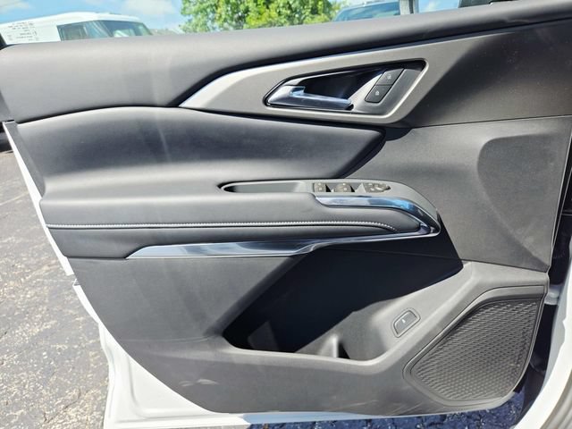 New 2026 Chevrolet Traverse LT w/ Driver Confidence Package AWD/4WD image 28
