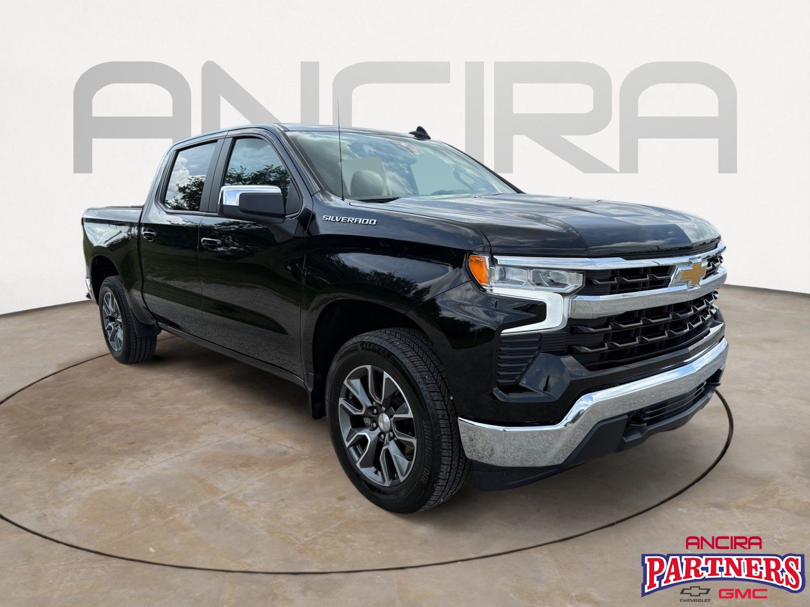 Used 2024 Chevrolet Silverado 1500 LT