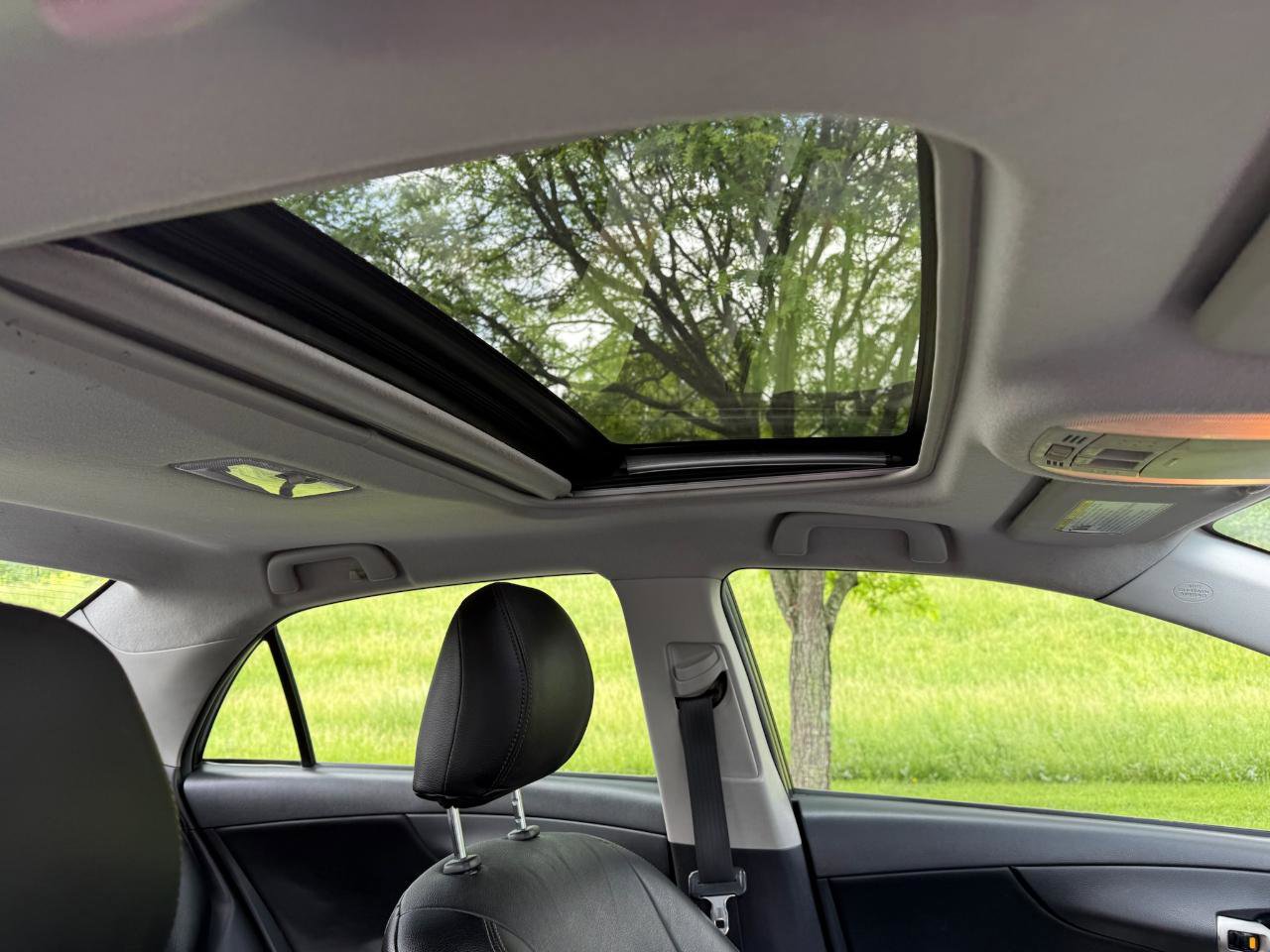 Used 2010 Toyota Corolla S FWD image 22