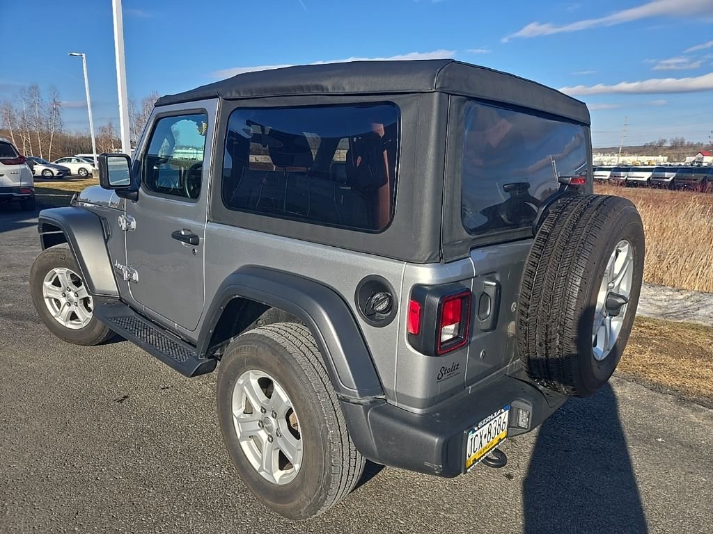 Used 2019 Jeep Wrangler Sport S image 2