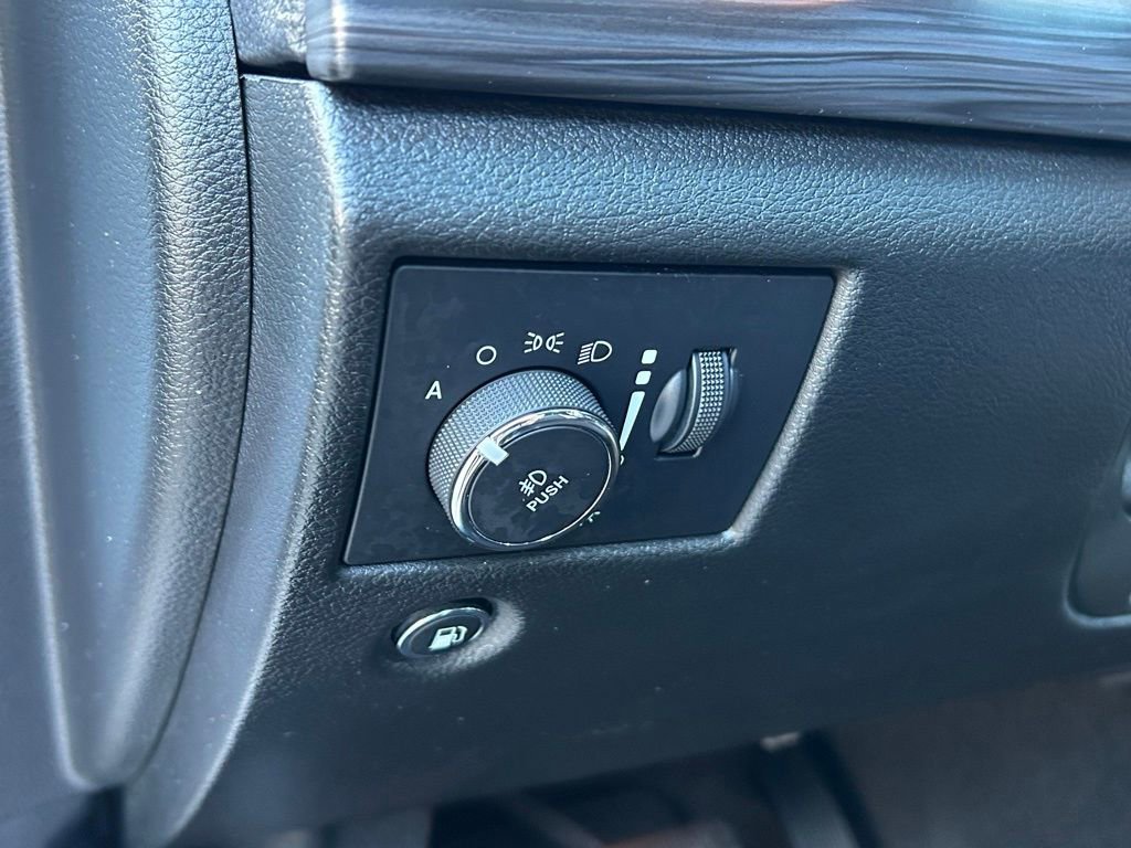 Certified 2021 Jeep Grand Cherokee Laredo X image 45