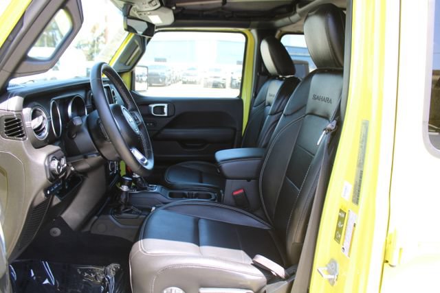 Used 2023 Jeep Wrangler Unlimited Sahara w/ Cold Weather Group AWD/4WD image 43