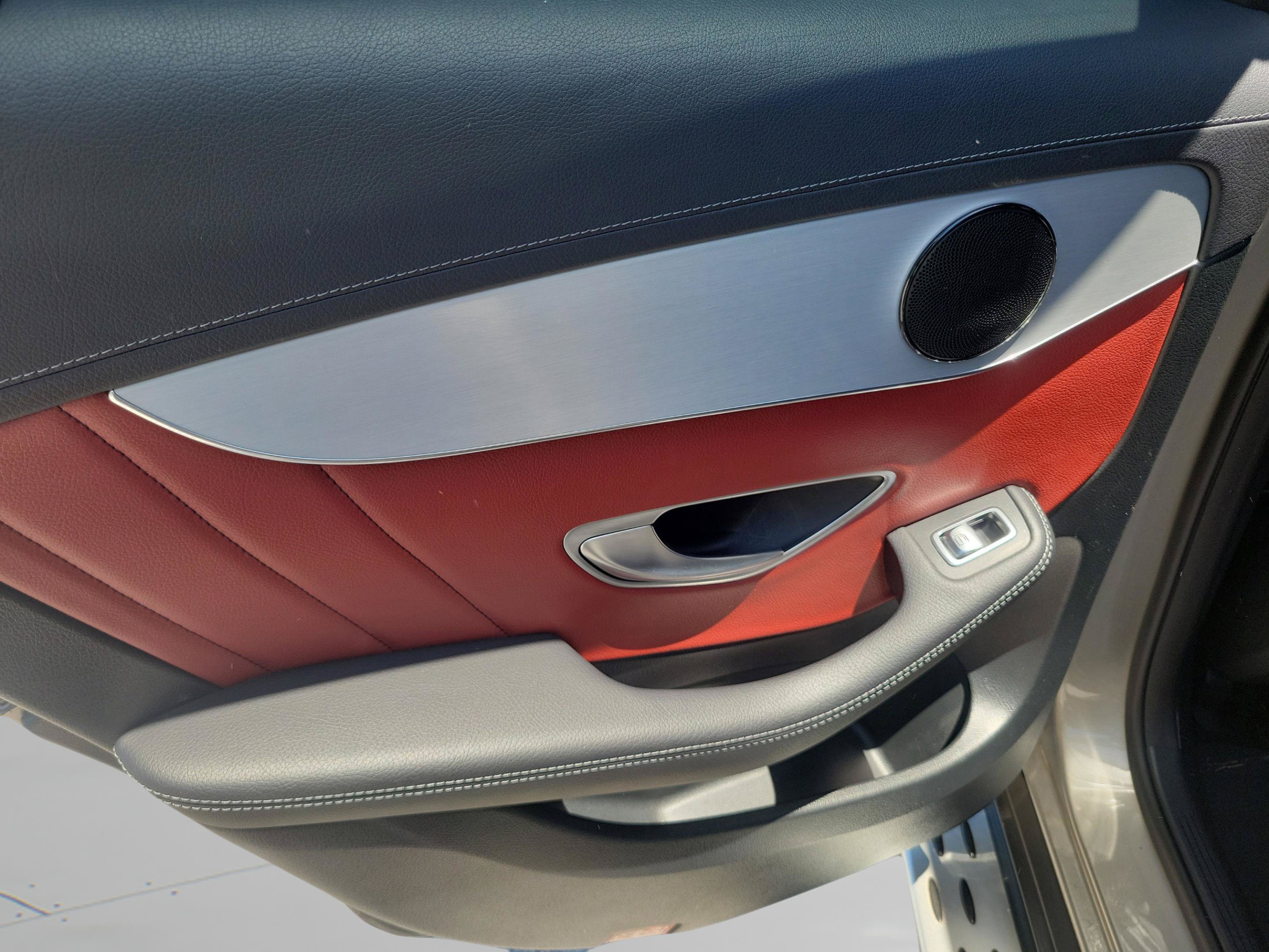 Certified 2022 Mercedes-Benz GLC 43 AMG 4MATIC image 6