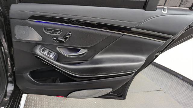 Used 2015 Mercedes-Benz S 65 AMG Sedan image 21
