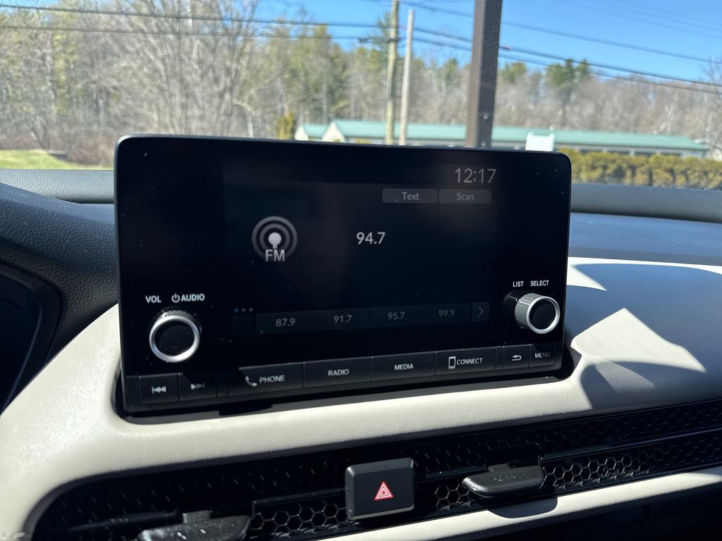 Used 2024 Honda HR-V LX image 11