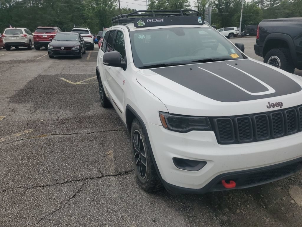 Used 2020 Jeep Grand Cherokee Trailhawk w/ Premium Lighting Group AWD/4WD image 4