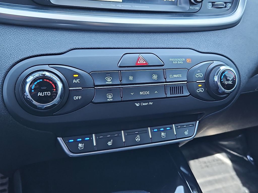 Used 2016 Kia Sorento SX AWD/4WD image 17