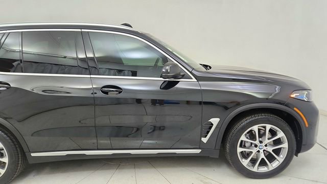 Used 2026 BMW X5 xDrive40i image 8
