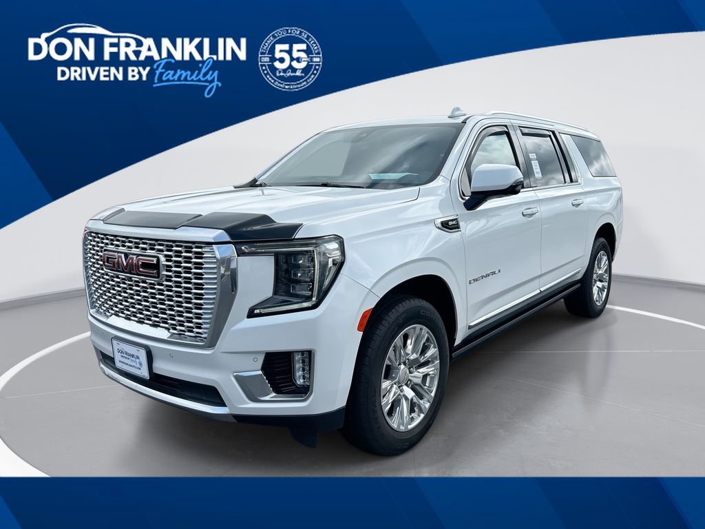 Used 2022 GMC Yukon XL Denali AWD/4WD image 1