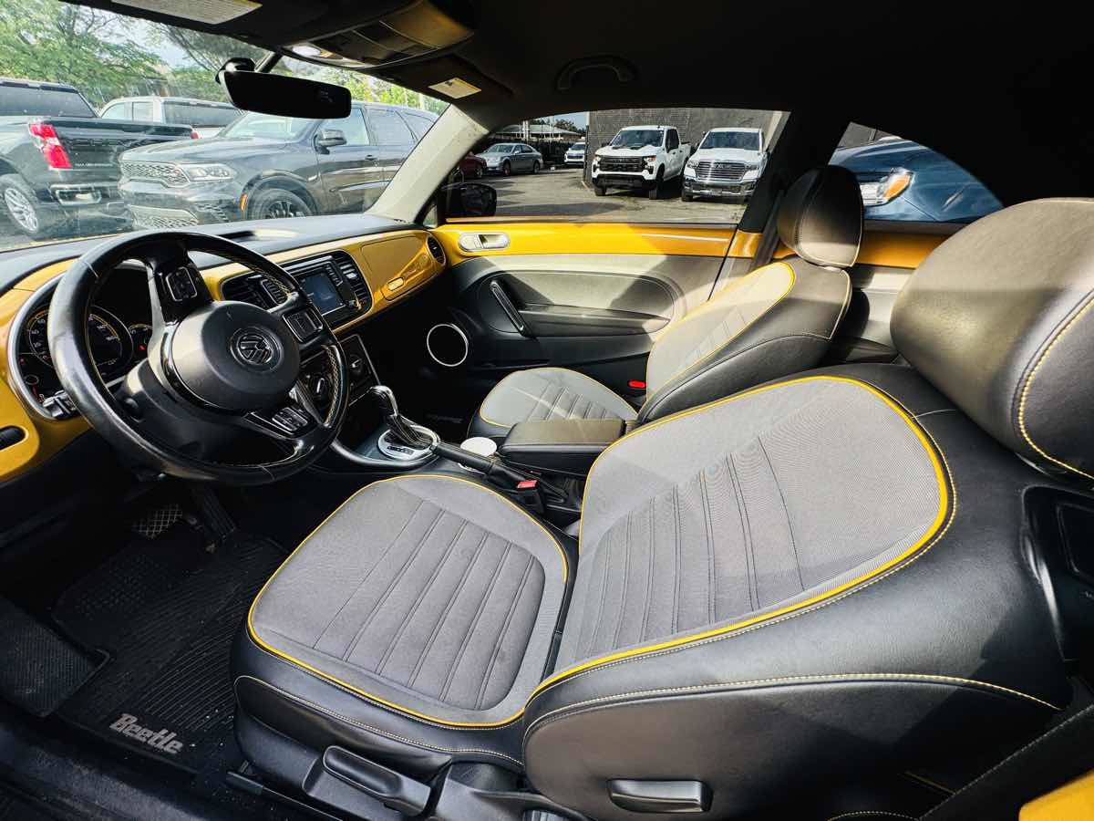 Used 2017 Volkswagen Beetle 1.8T Dune FWD image 12