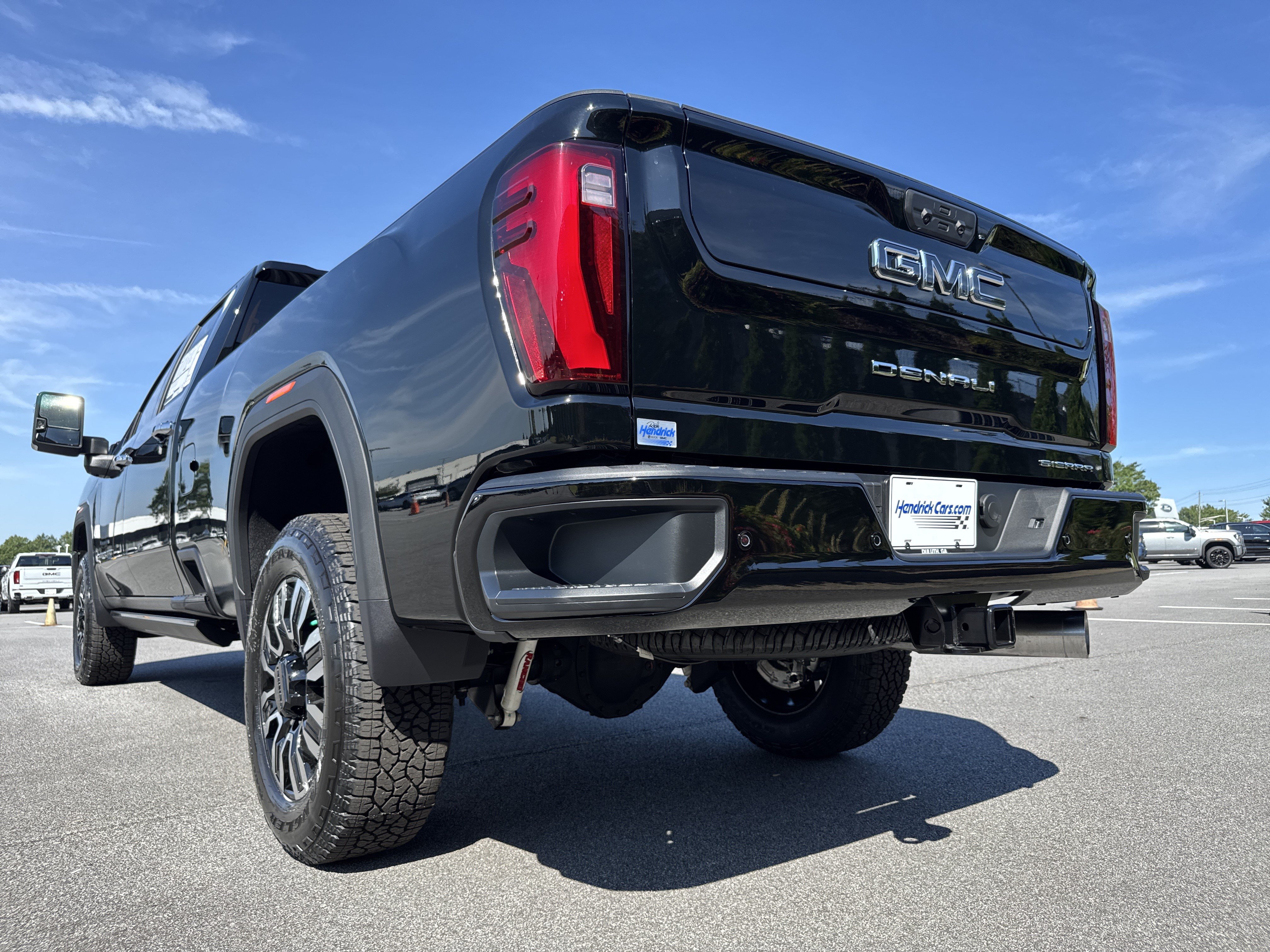 New 2026 GMC Sierra 3500 Denali Ultimate AWD/4WD image 8