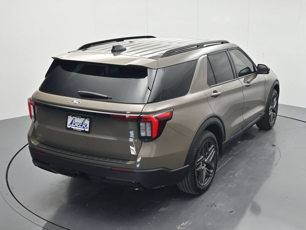 New 2027 Ford Explorer ST-Line w/ ST-Line Street Pack RWD image 34